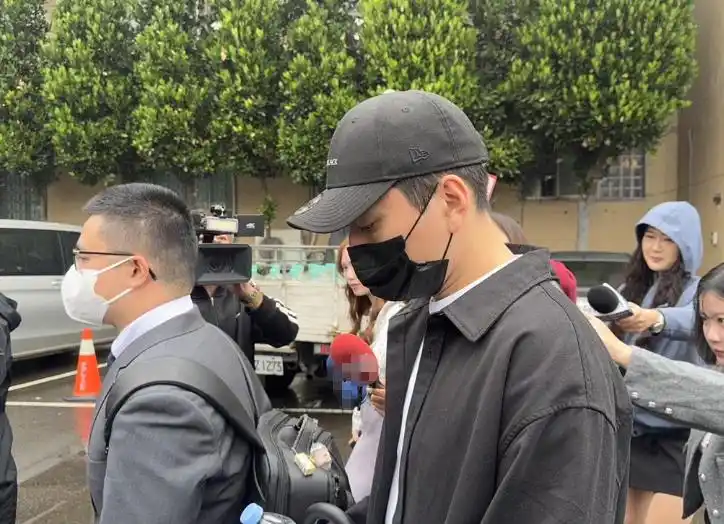 男星王大陆涉嫌非法查个资案今日宣判：王大陆及其女友被判刑6个月